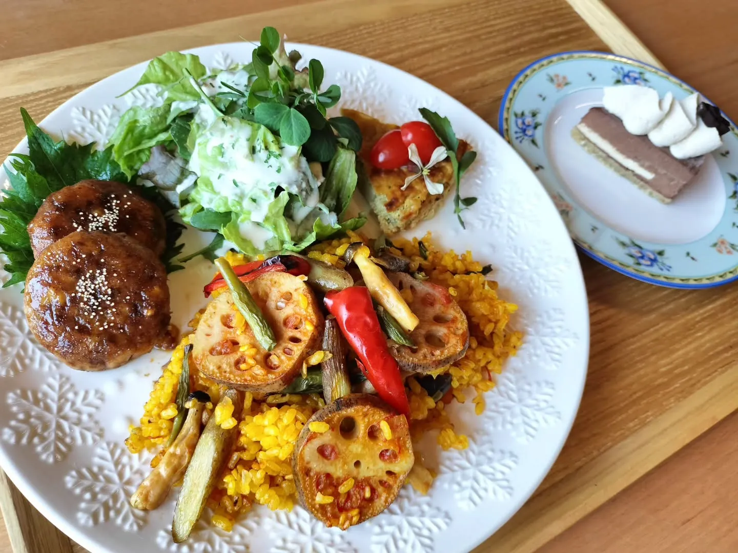 本日ご予約様の根菜パエリア焼き上がりました！