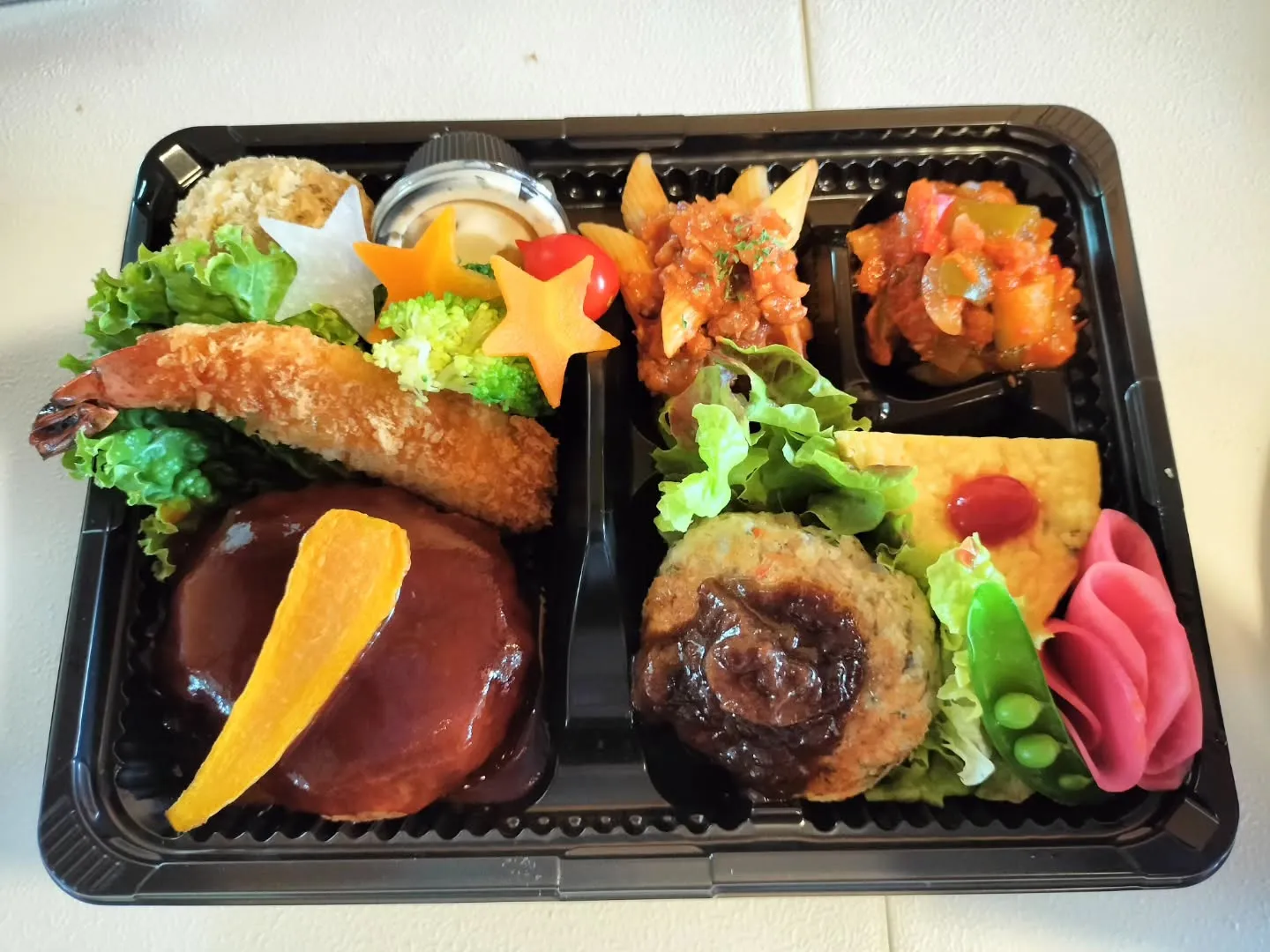 本日はお弁当賜わりました。