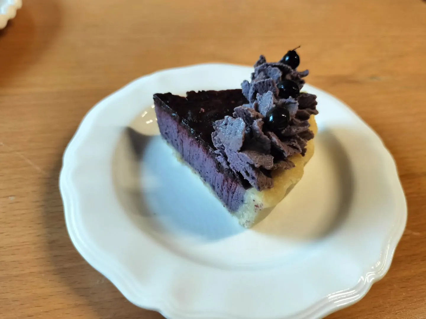 希少なヒルベリーでヒルベリームースタルト